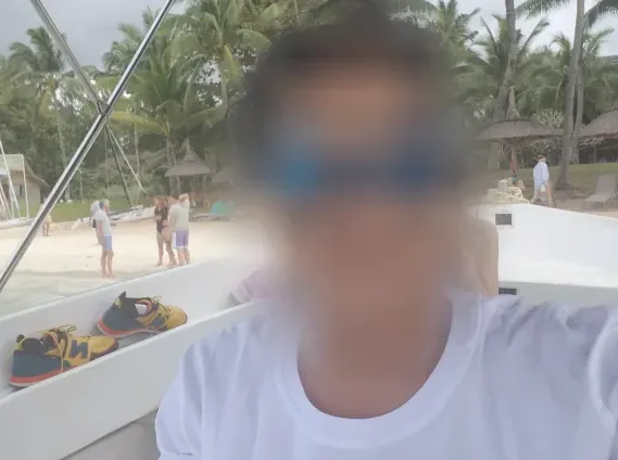 Cara, 39