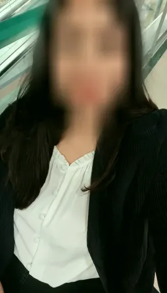 Christina, 39