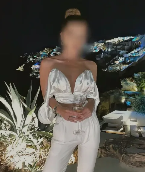 Dilara, 31