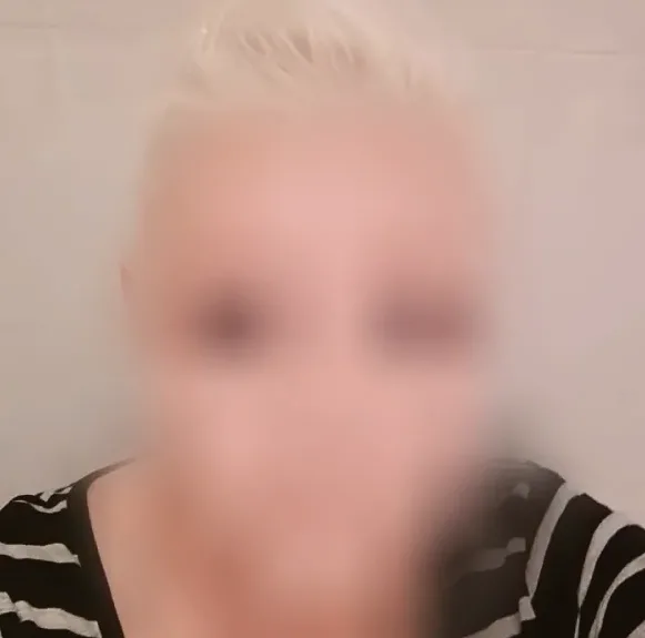 Emily, 39