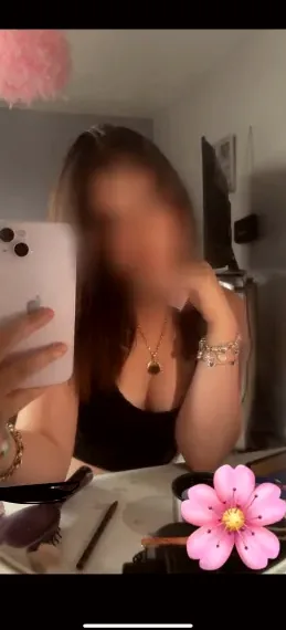 Isabell, 20