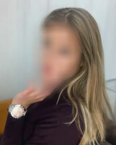 Jasmin, 21