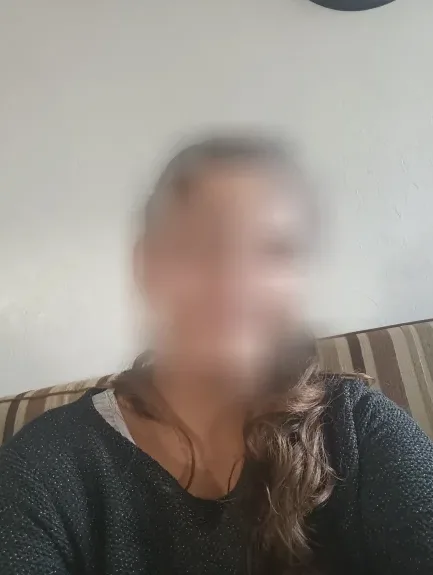 Lena, 25