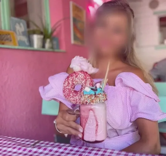 Maja, 35