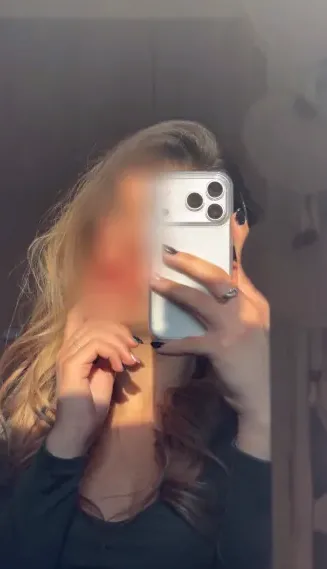 Paula, 20