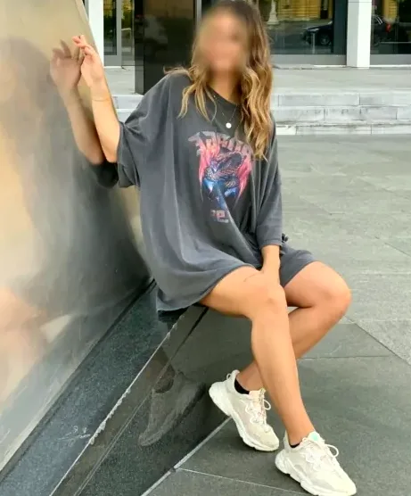 Sonja, 23