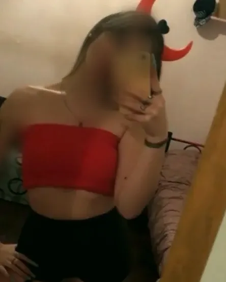 Jette, 32
